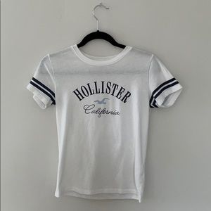 Hollister white t-shirt with design. Like new